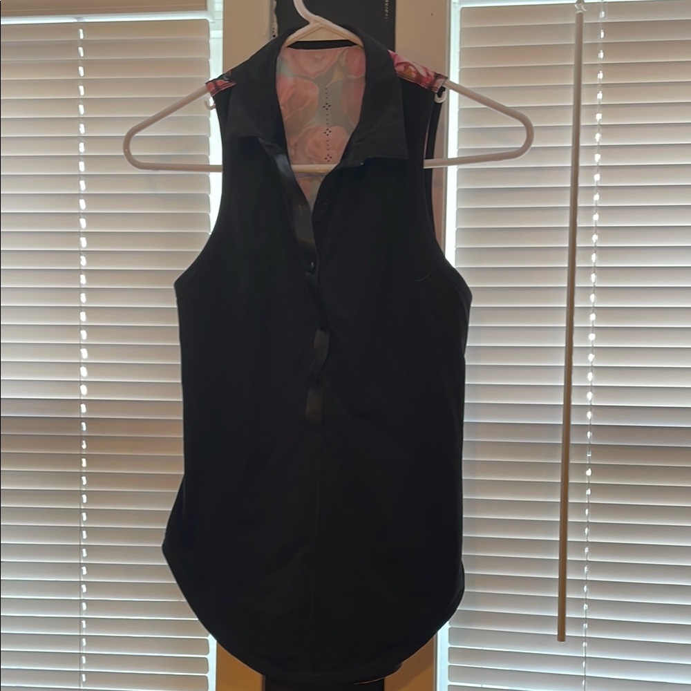 Lululemon Black Sleeveless Women's Golf Top